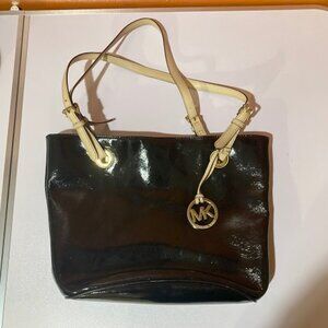 MICHAEL KORS Shiny Black Leather TOTE BAG PURSE